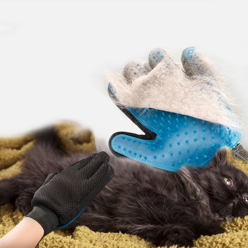 Cat & Dog Grooming Glove for Hair De-shedding & Grooming