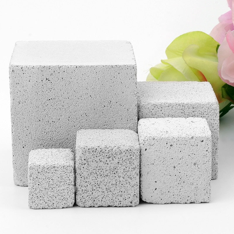 Natural Mineral Teeth Grinding Stone For Hamsters And Other Small Rodents