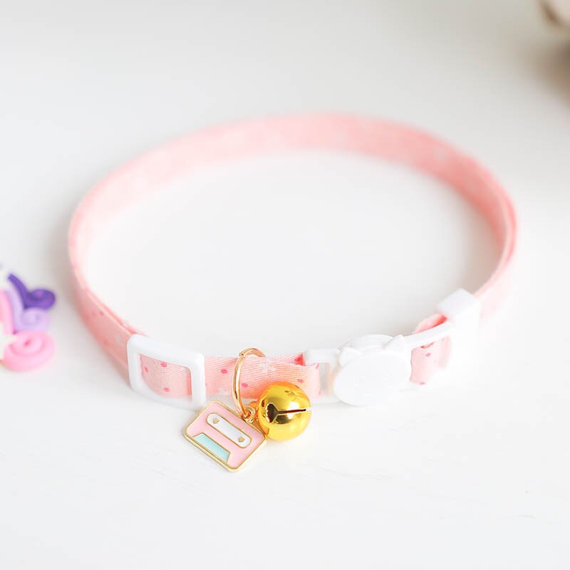 Adjustable Cat Collar(Includes a pendant, safety buckle & bells)