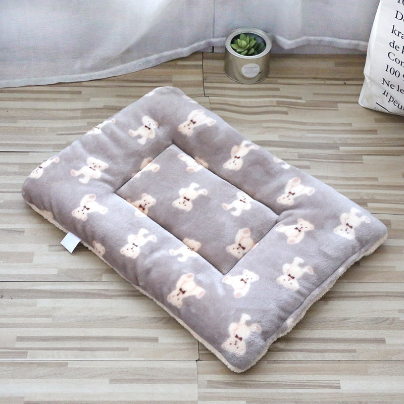 Soft Bed Mats Short Plush Pet Sleeping Bed Mats for Cats & Small Dogs