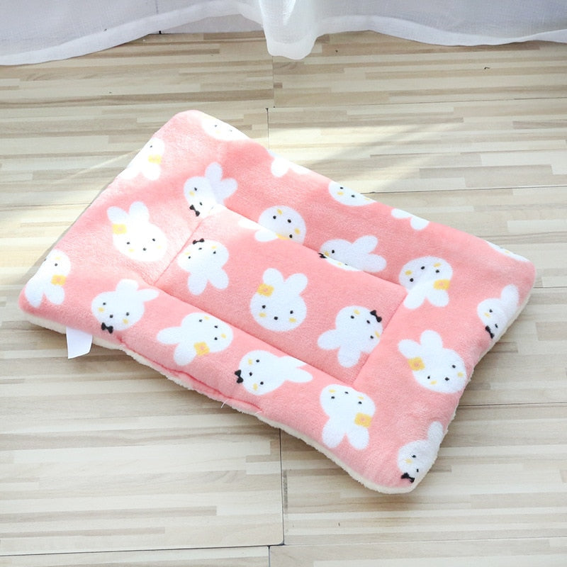 Soft Bed Mats Short Plush Pet Sleeping Bed Mats for Cats & Small Dogs