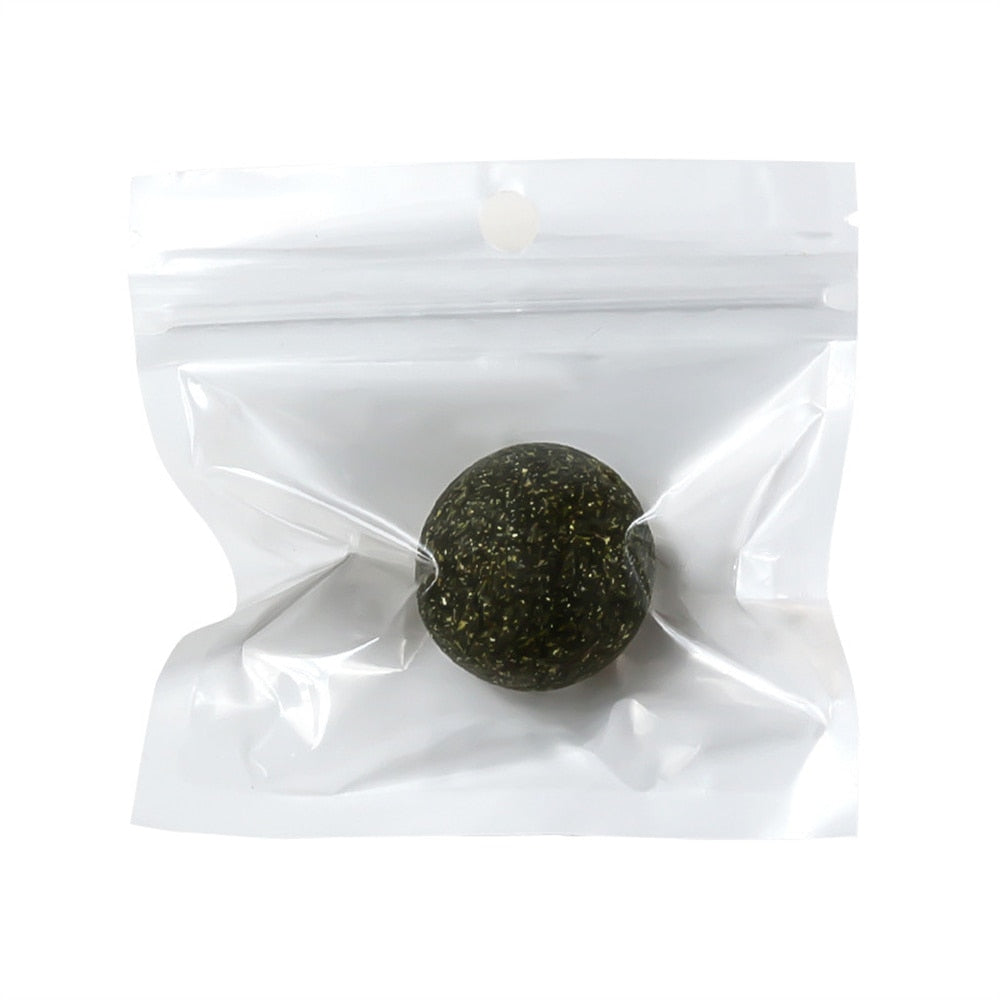100% All Natural Catnip Wall Ball to Clean Mouths & Promote Digestion