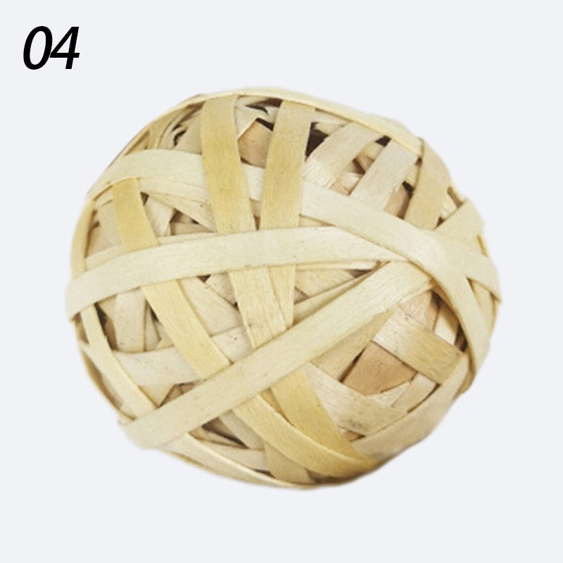 Natural Grass Made Chew And Scratch Ball For Small Pets(Size: 7cm)